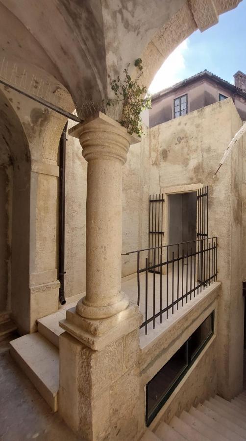 Central Palace Apartment شيبينيك المظهر الخارجي الصورة